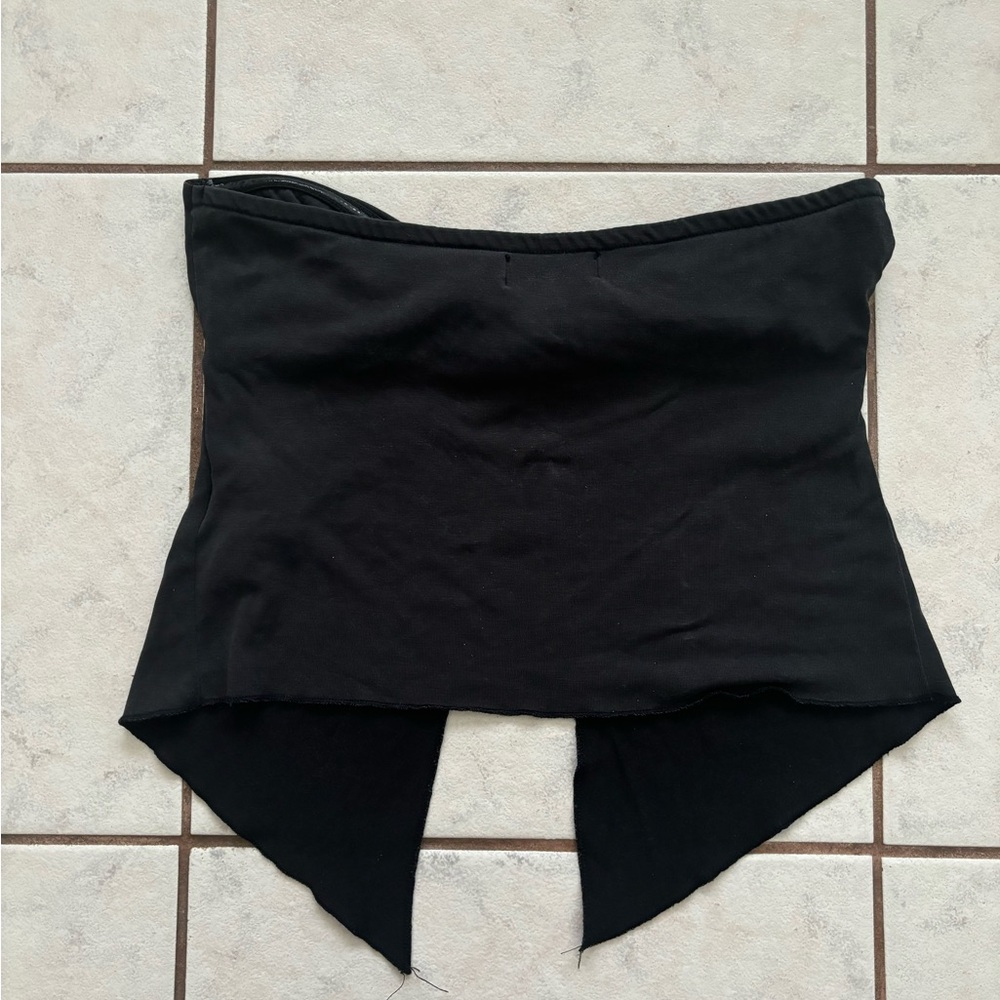 Edikted Black Strapless Twist Crop Top - Picture 3 of 3